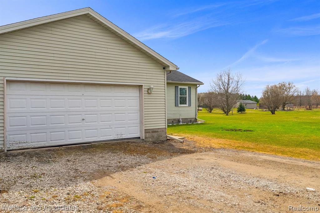 8911 Fisher Road, Greenwood, MI 48006 — Photo 4