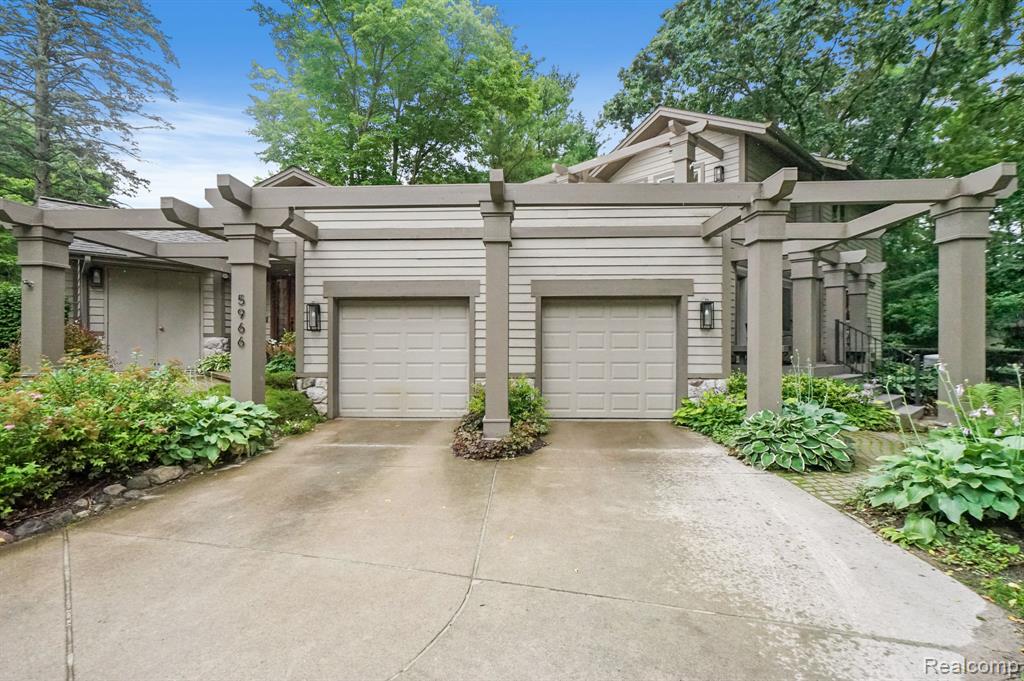 5966 WINANS Drive, Brighton, MI 48116 — Photo 3