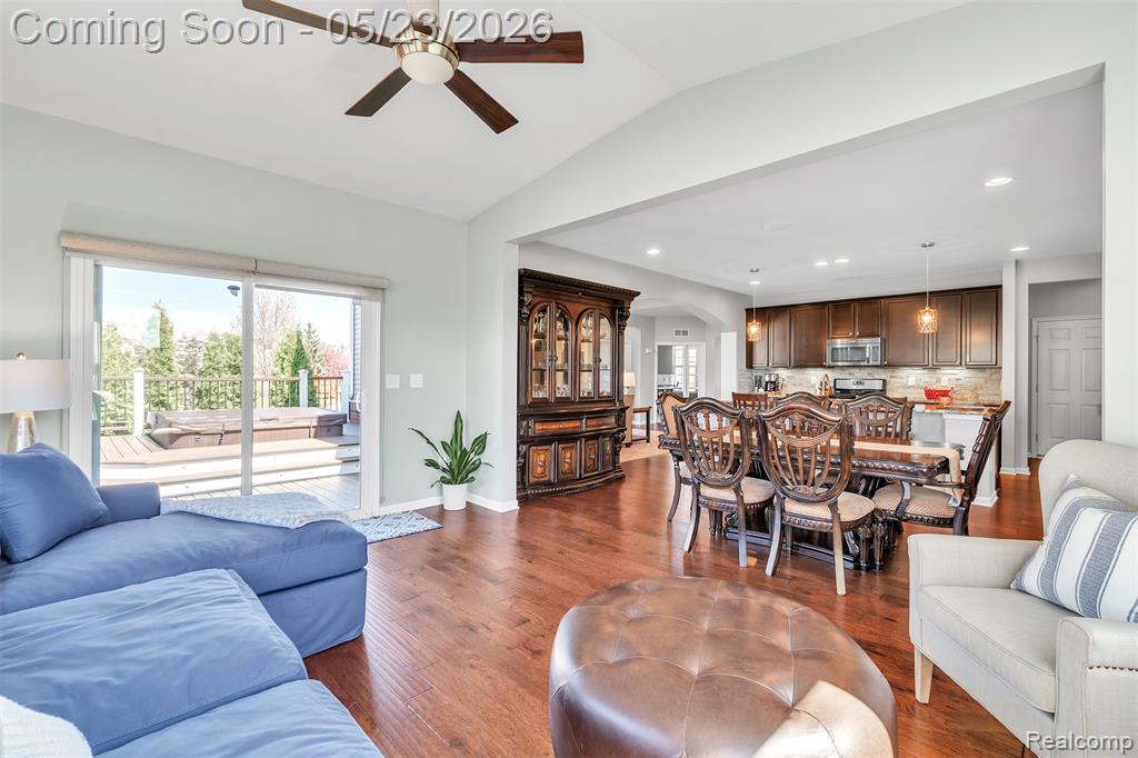 15745 Diamante Drive, Macomb, MI 48044 — Photo 28