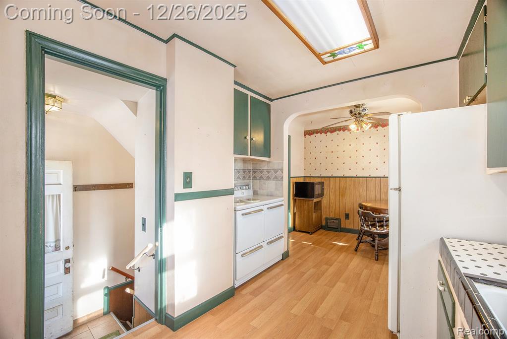 7256 Ready Avenue, Warren, MI 48091 — Photo 10
