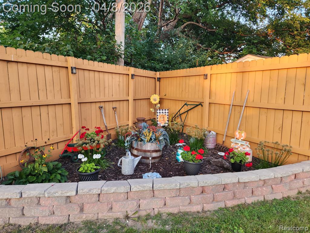 4685 Universal Street, Dearborn Heights, MI 48125 — Photo 36