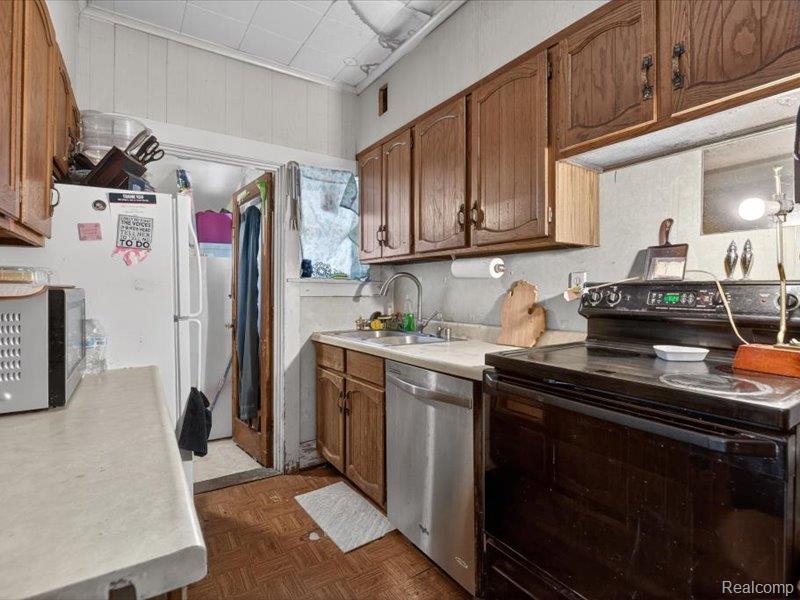 74 E Washington Street, Clarkston, MI — Photo 11