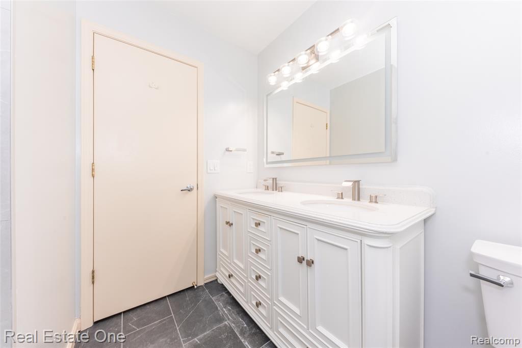 778 S Milford Road, Milford, MI 48381 — Photo 24