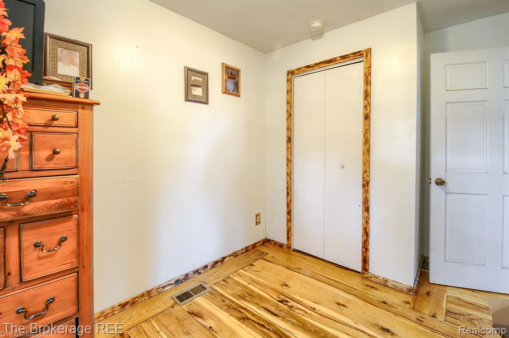5079 JEFFERSON Road, North Branch, MI 48461 — Photo 18