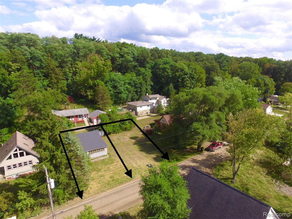11317 Patterson Lake Drive, Pinckney, MI 48169 — Photo 7