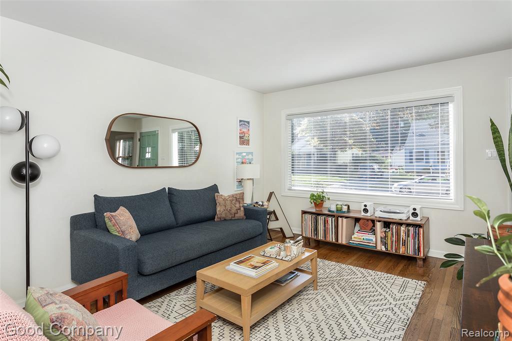 920 W Windemere Avenue, Royal Oak, MI 48073 — Photo 6