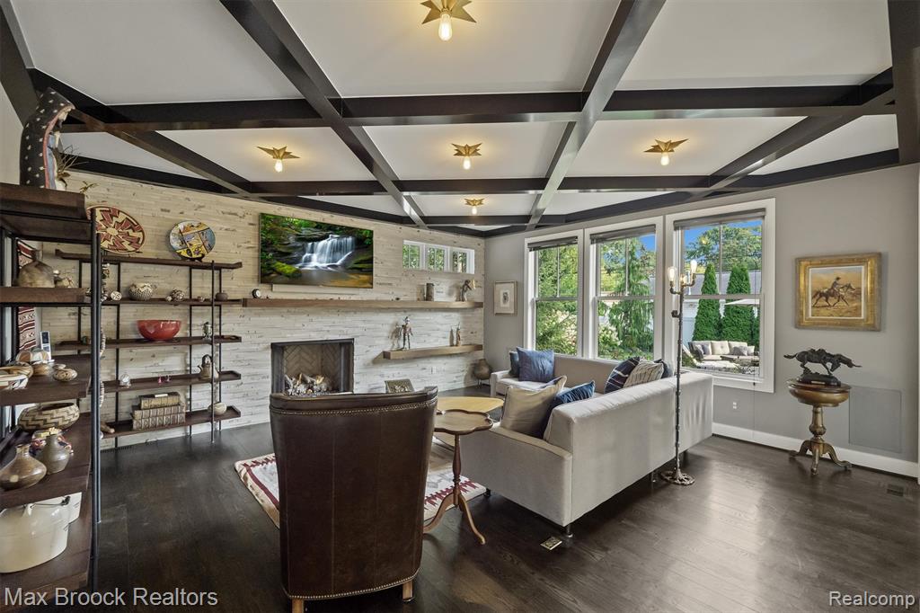 928 Montrose Avenue, Royal Oak, MI 48073 — Photo 18