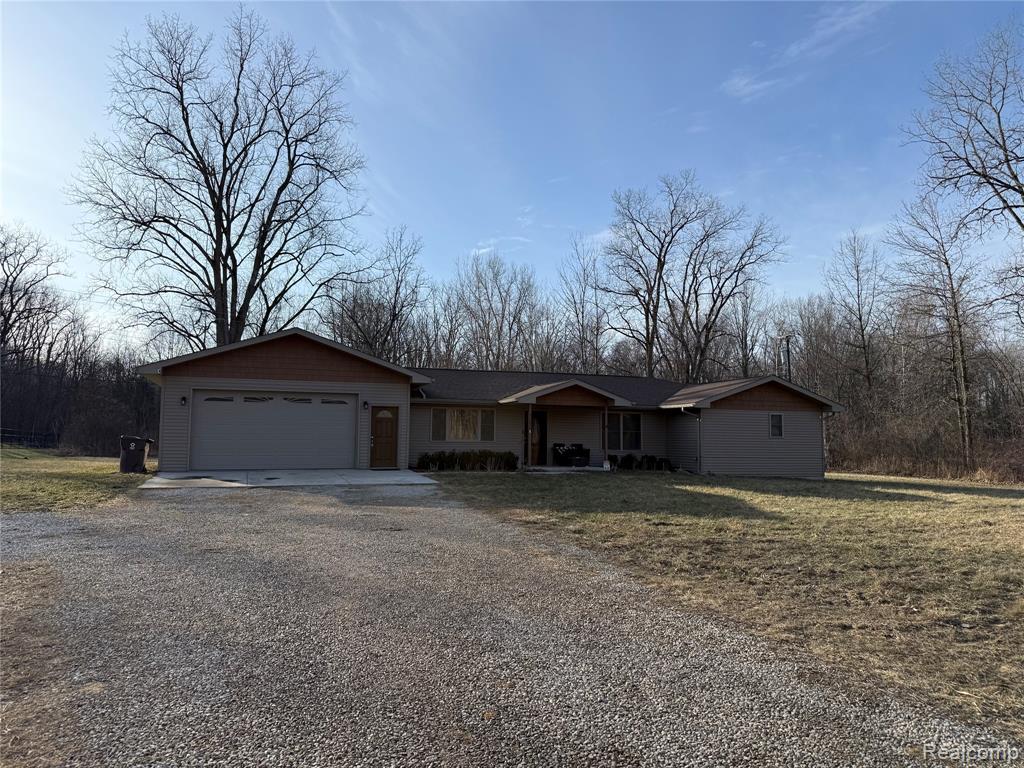 26020 Martinsville Road, Belleville, MI 48111 — Photo 2