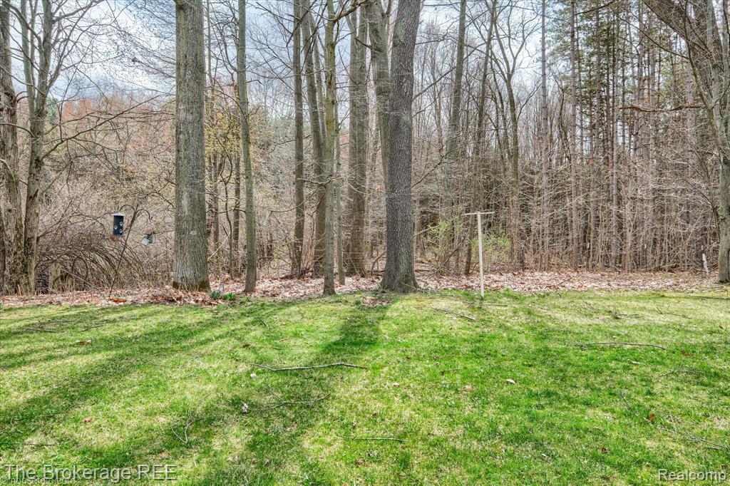 9370 Vienna Road, Otisville, MI 48463 — Photo 32