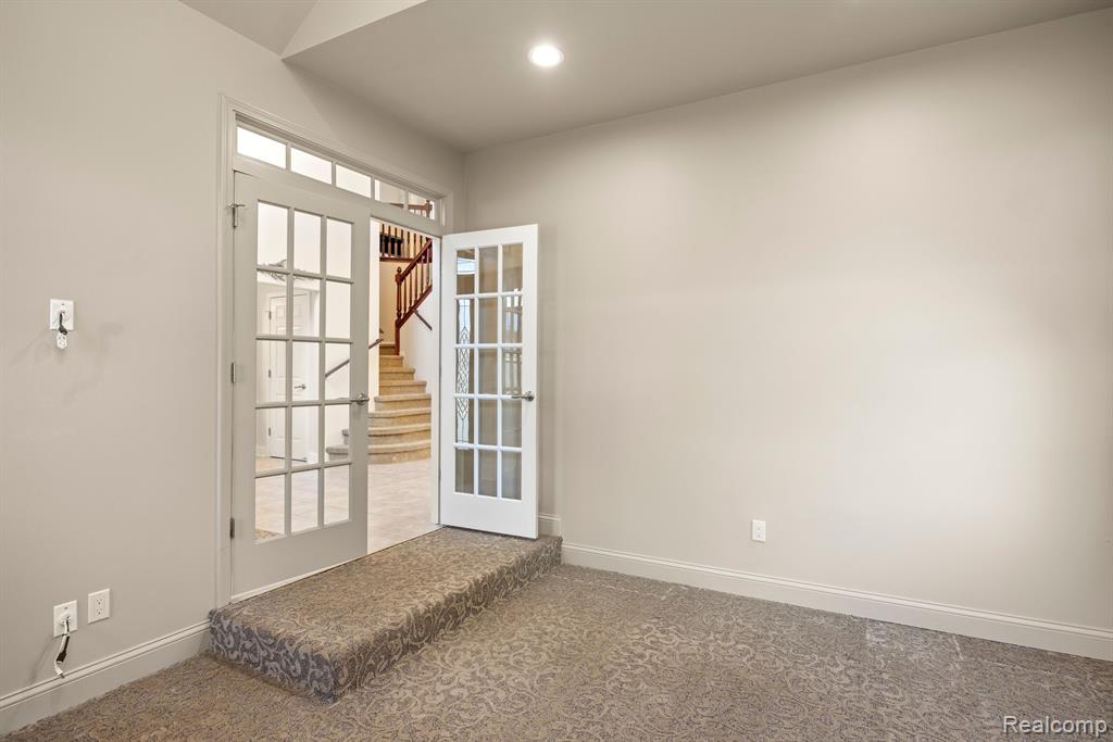 6307 WILDWOOD Lane, West Bloomfield, MI 48324 — Photo 9