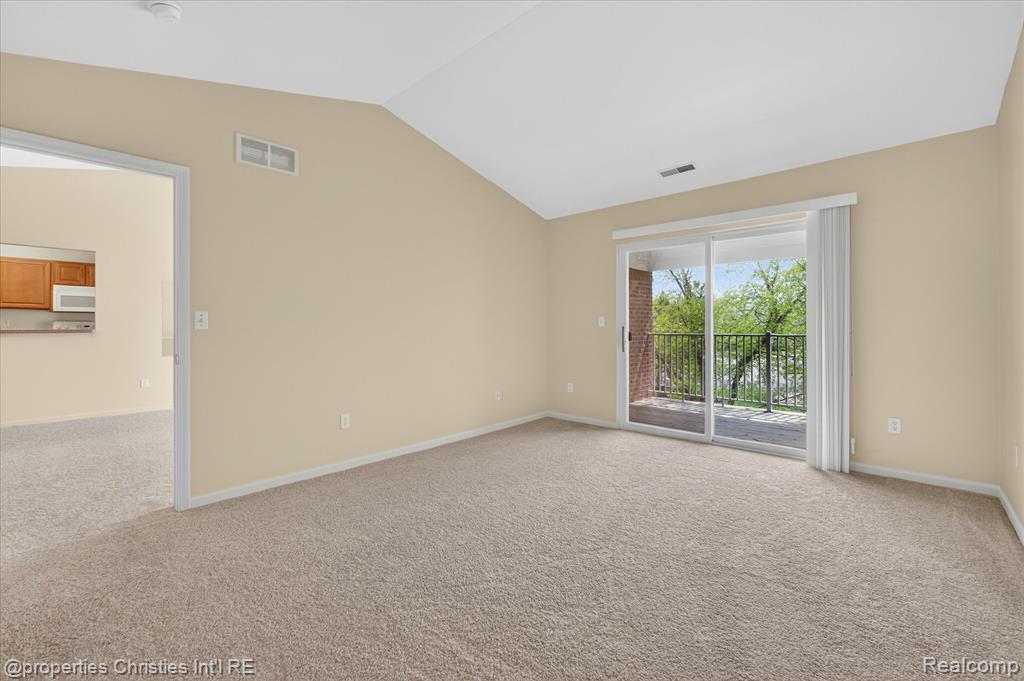 16773 Carriage Way, Northville, MI 48168 — Photo 29