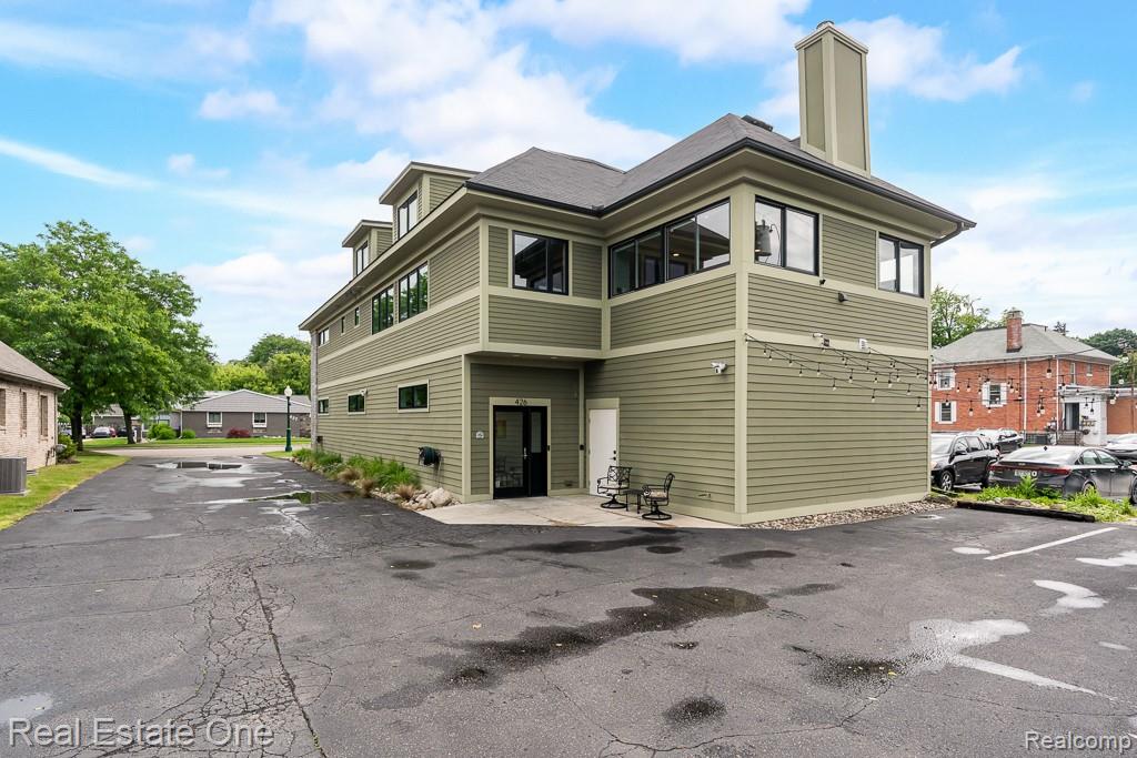 426 W University Drive, Rochester, MI 48307 — Photo 62