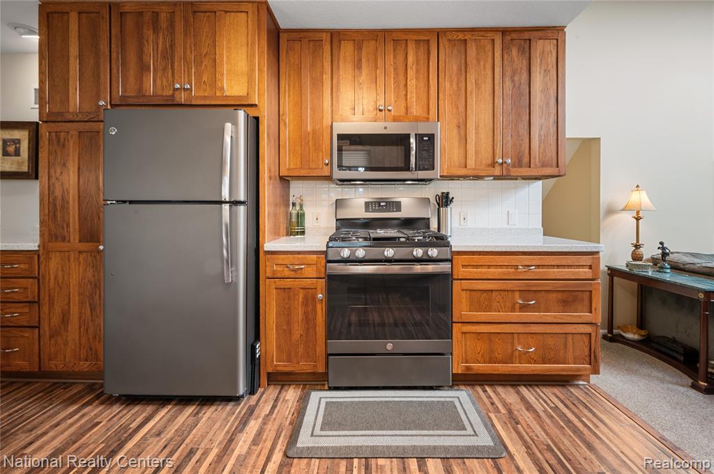16 Lakeridge Drive, Adrian, MI 49221 — Photo 16