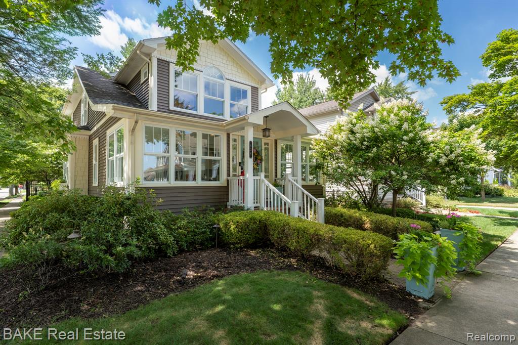 824 Forest Avenue, Plymouth, MI 48170 — front exterior