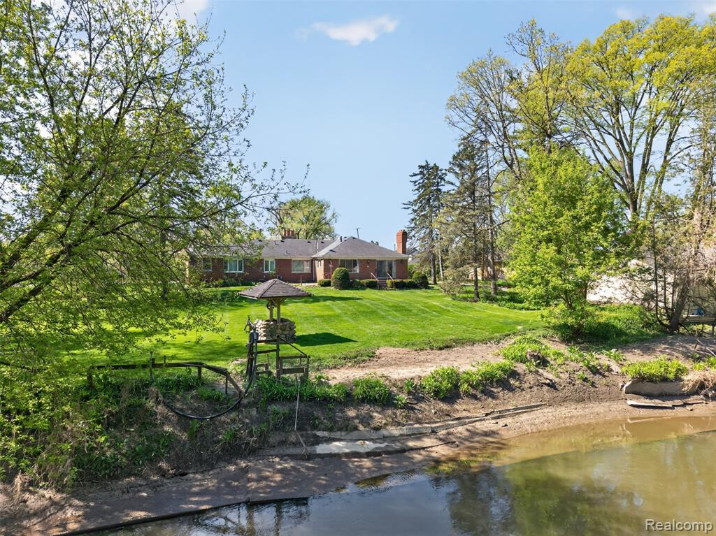 15623 Millar Road, Clinton Twp, MI 48036 — Photo 11