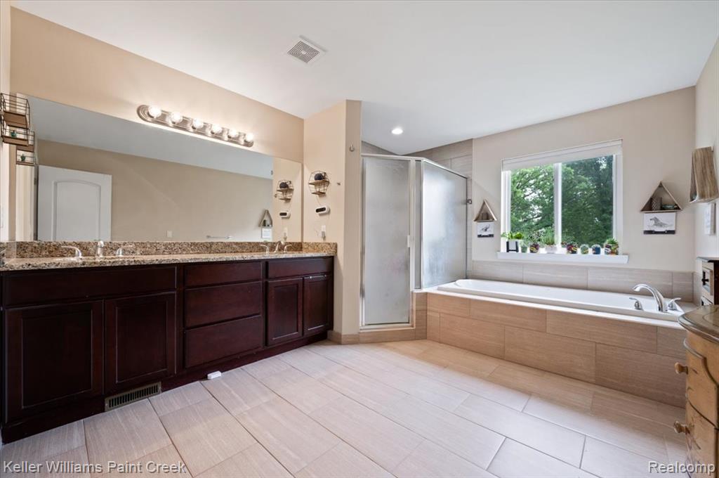 915 Harris Drive, Troy, MI 48083 — Photo 22