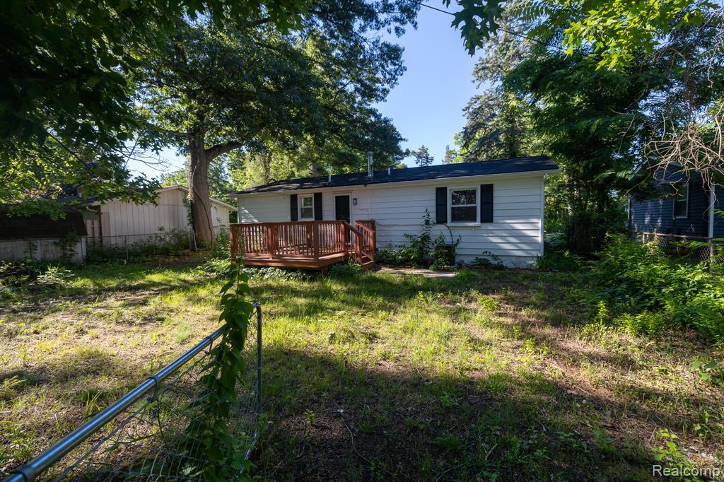 9650 Cooley Lake Road, White Lake, MI — Photo 25