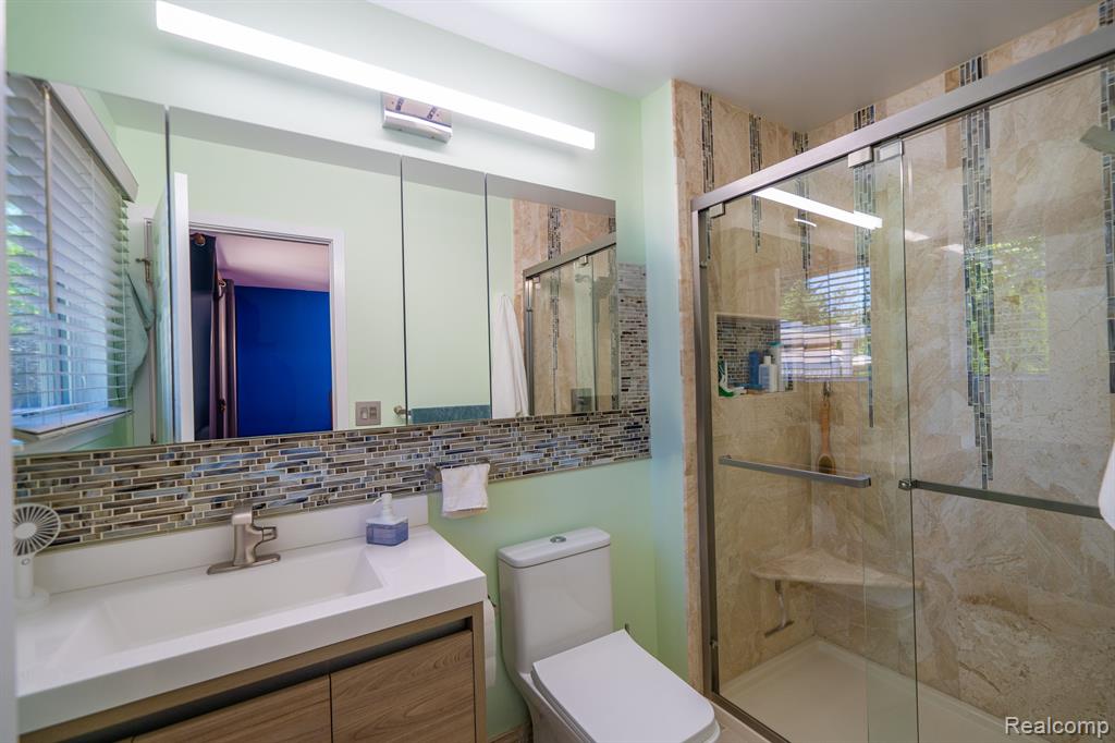 24729 SARAH FLYNN, Novi, MI — Photo 68