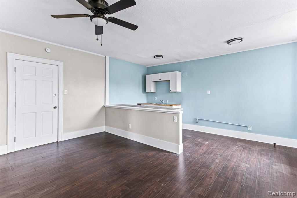 3550 Montclair Street, Detroit, MI 48214 — Photo 5