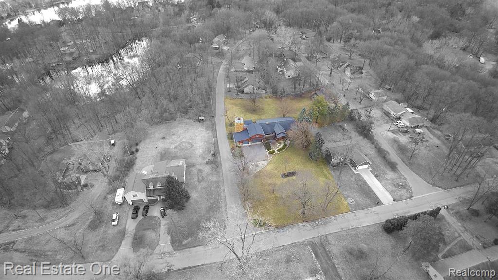 4909 ALGONQUIN Boulevard, Clarkston, MI 48348 — Photo 4