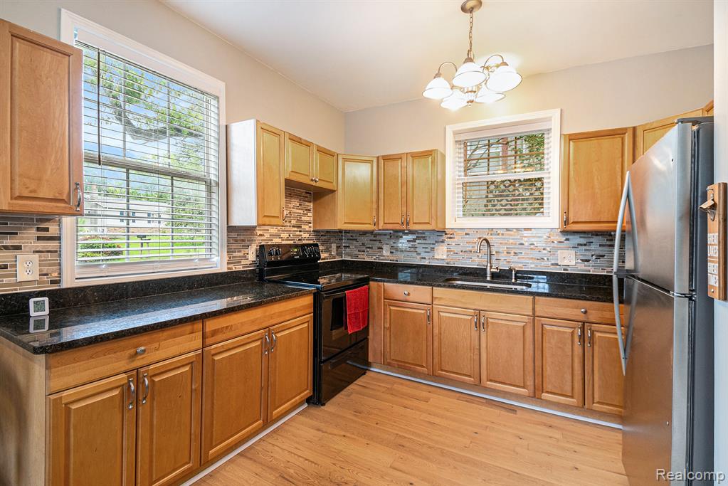 6532 Bennett Lake Road, Fenton, MI 48430 — Photo 6