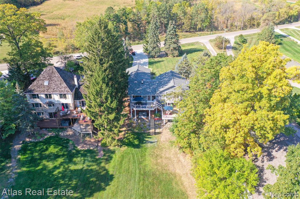 9449 Ridge Road, Goodrich Vlg, MI — Photo 43