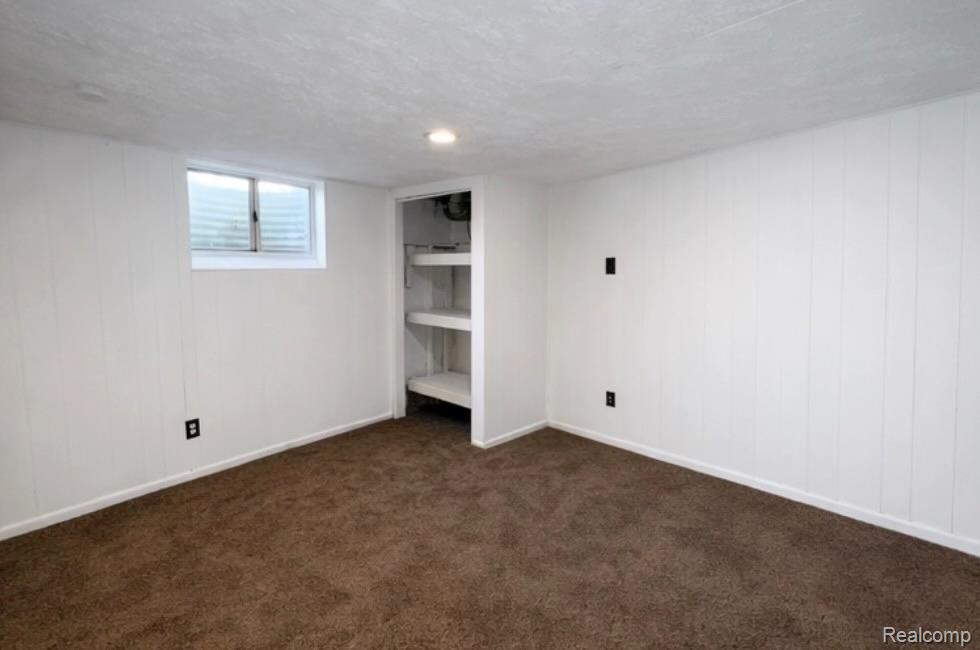8315 Camelot Court, Mount Morris, MI 48458 — Photo 27