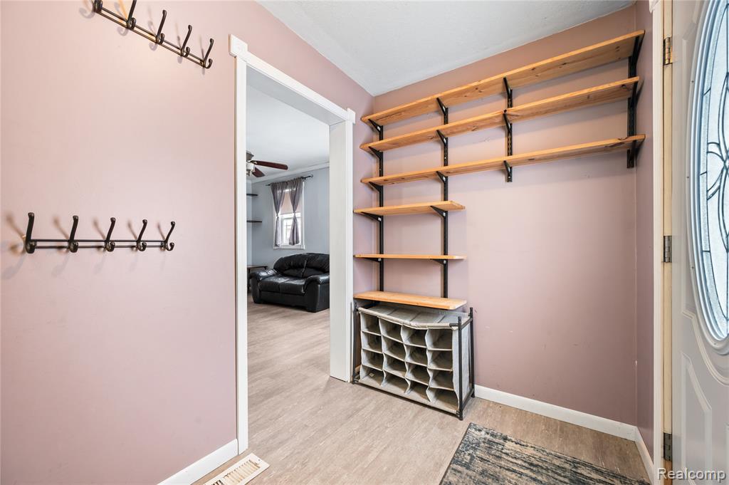 118 E Grand Traverse Street, Big Rapids, MI 49307 — Photo 10
