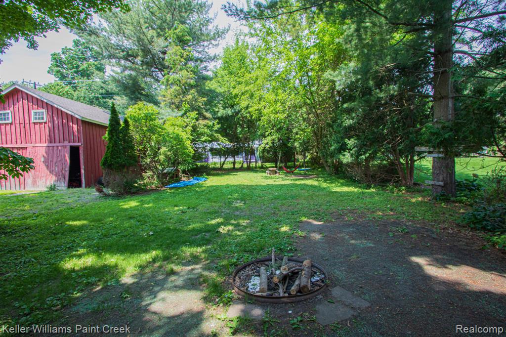235 E Saint Clair Street, Almont, MI 48003 — Photo 34