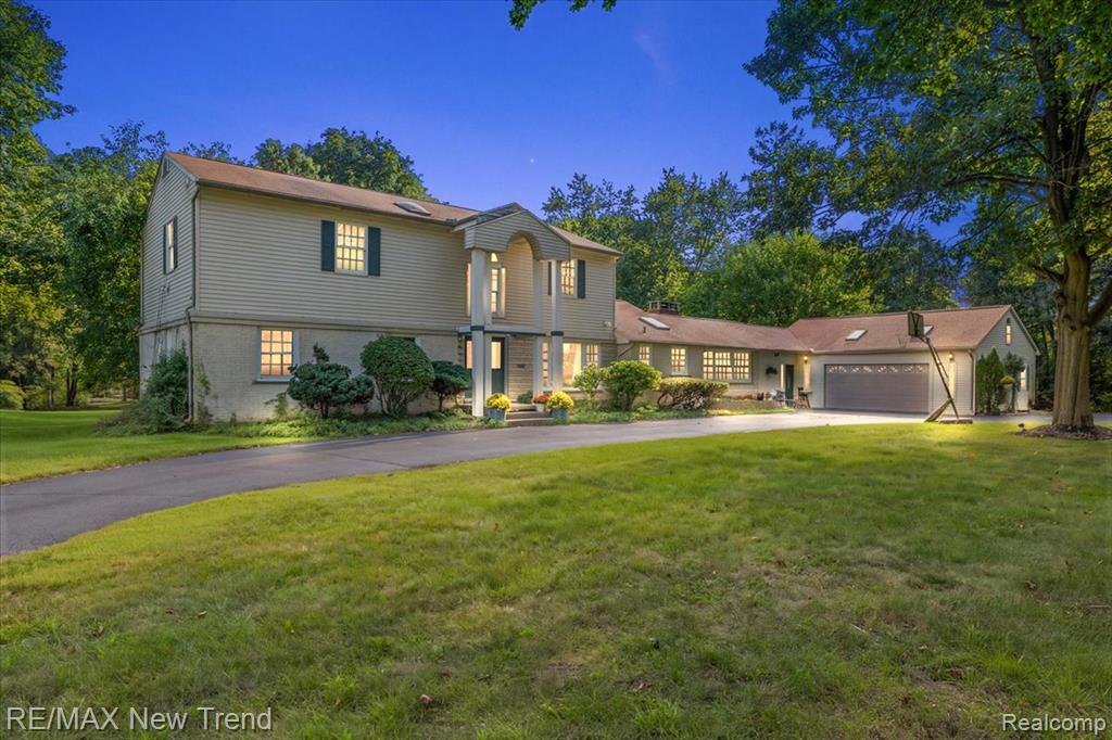 1450 Lenox Road, Bloomfield Hills, MI 48304