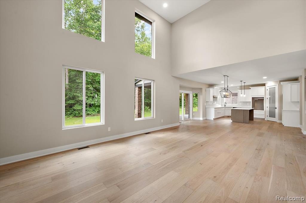 24318 Tullymore Drive, Macomb, MI 48042 — Photo 26