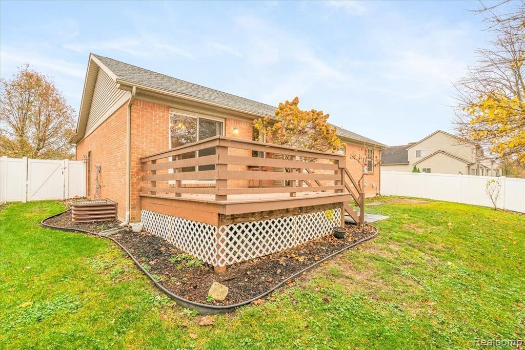 12391 SPENCER Lane, Carleton, MI 48117 — Photo 9