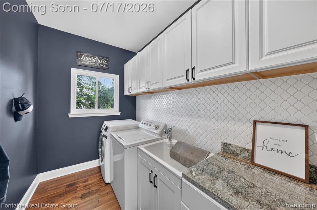 240 Rosebud Court, Walled Lake, MI 48390 — Photo 43