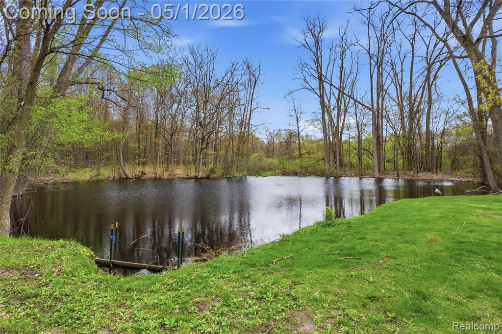 7527 Koby Court, White Lake, MI 48383 — Photo 39