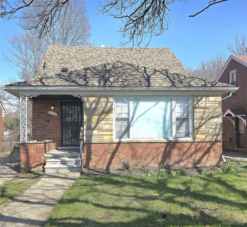 8882 Grandville Avenue, Detroit, MI 48228 — front exterior