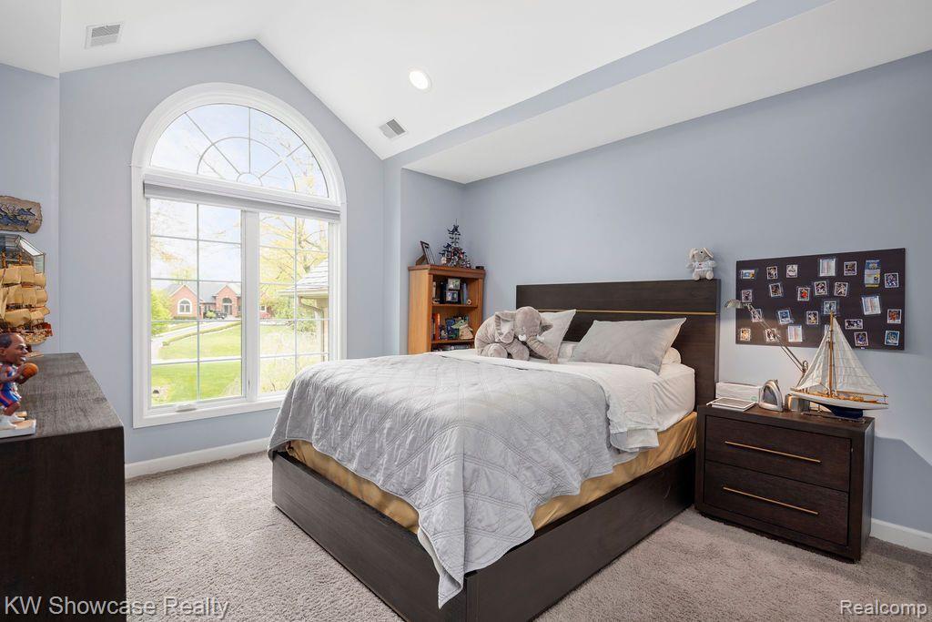 6061 TURNBERRY Drive, Commerce Twp, MI 48382 — Photo 38
