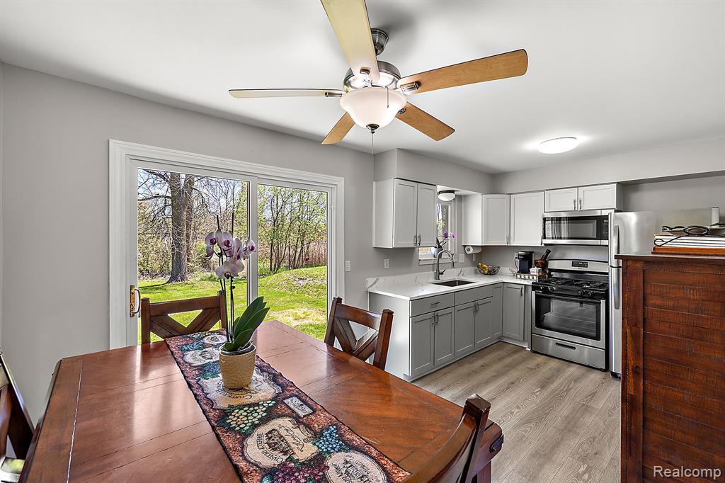 350 Oakwood Road, Ortonville, MI 48462 — Photo 15