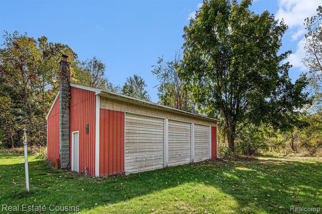 8351 Lange Road, Fowlerville, MI 48836 — Photo 28