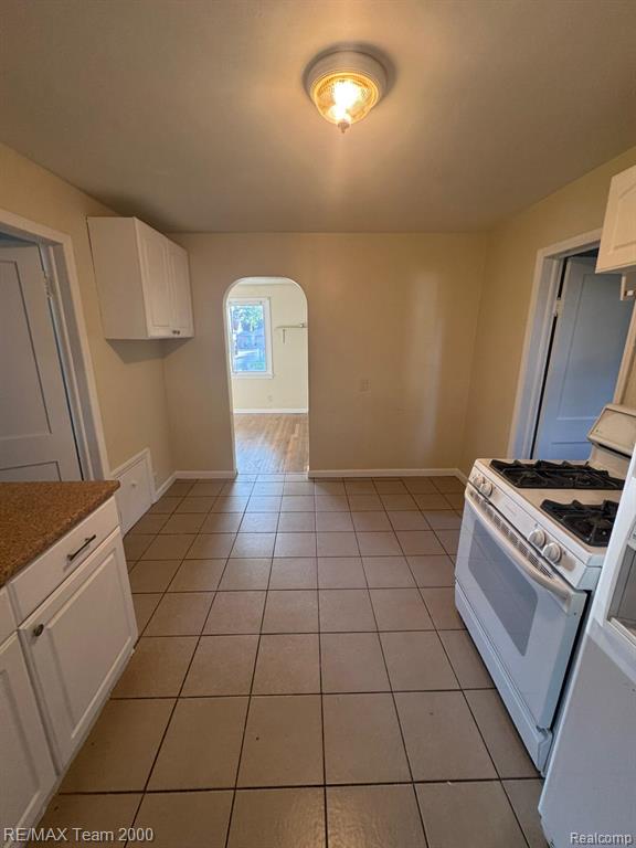 4957 Ziegler Street, Dearborn Heights, MI 48125 — Photo 4
