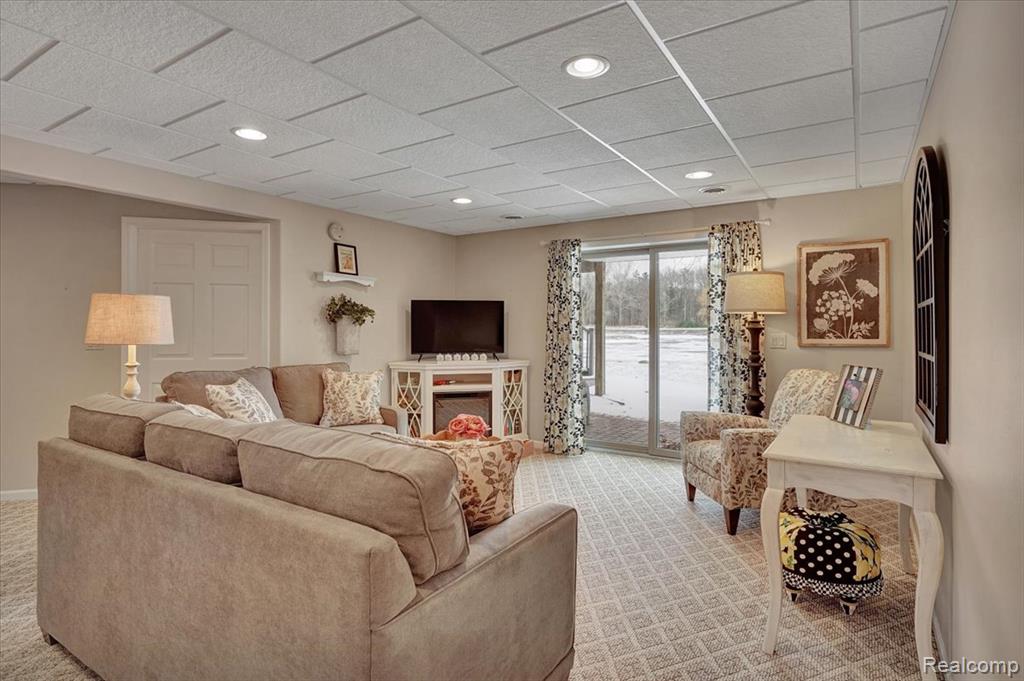 5739 County Kerry Drive Drive, Caseville, MI 48725 — Photo 17