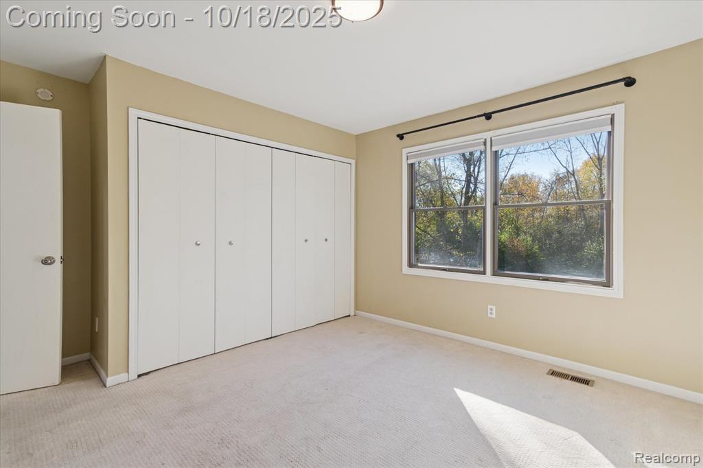 5696 Huntington Court, Ypsilanti, MI 48197 — Photo 32