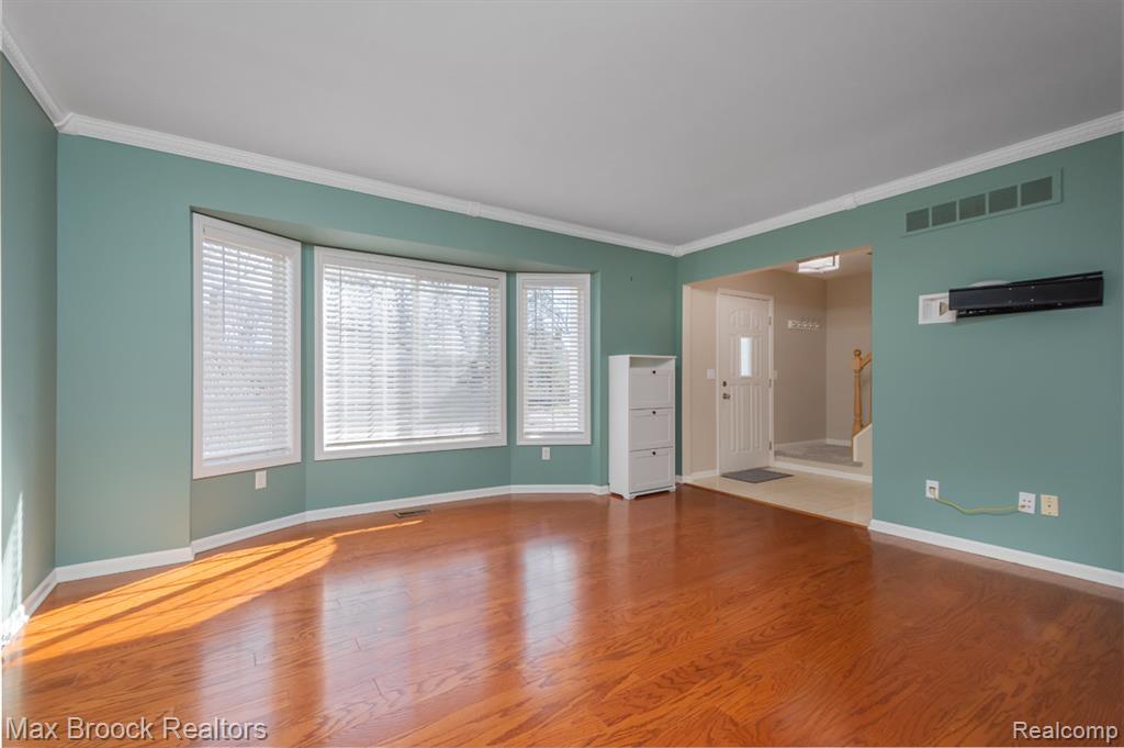906 McLean Avenue, Royal Oak, MI 48067 — Photo 10
