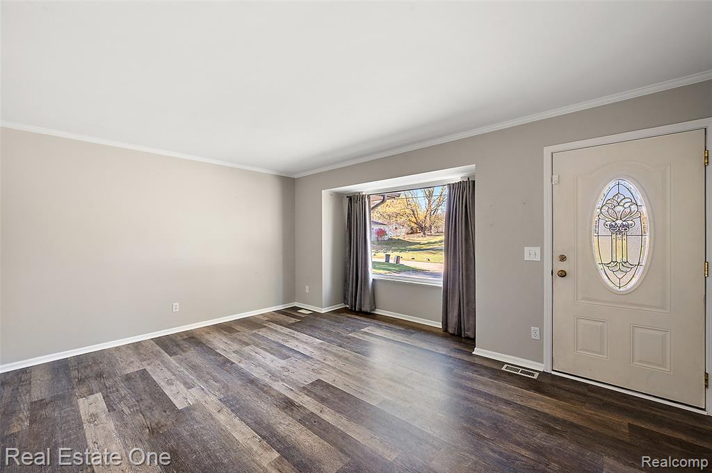 9600 Yale Avenue, Clarkston, MI 48348 — Photo 21