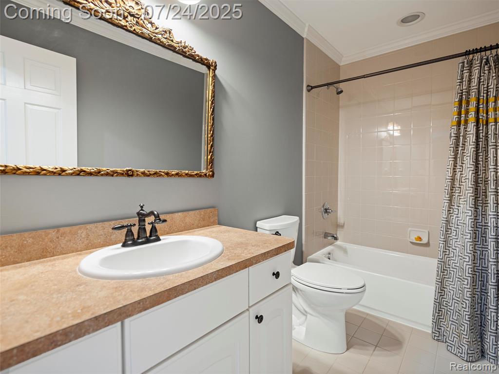 320 James Circle, Royal Oak, MI 48067 — Photo 20