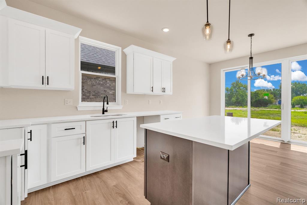 4118 Spring Meadows Drive, Sterling Heights, MI 48314 — Photo 18
