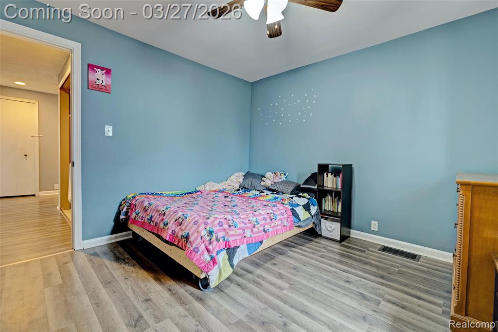 4009 Airport Road, Waterford, MI 48329 — Photo 26