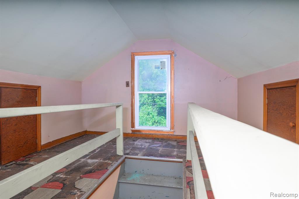 5672 Saint Clair Street, Detroit, MI 48213 — Photo 24