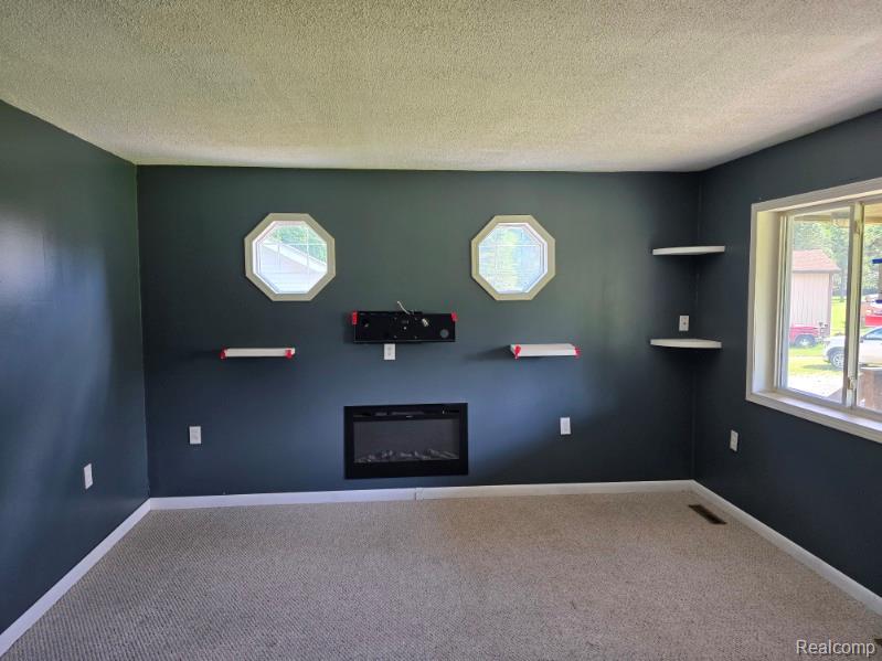 5848 Fostoria Road, Columbiaville, MI 48421 — Photo 5