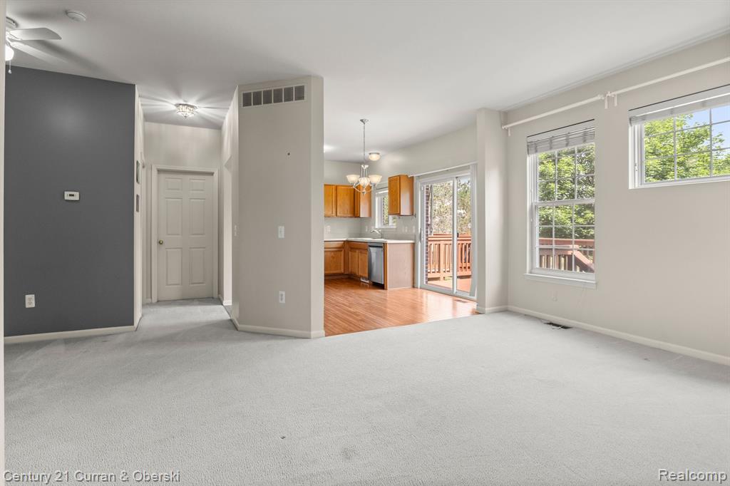 533 CONCORD Drive, Canton, MI 48188 — Photo 8