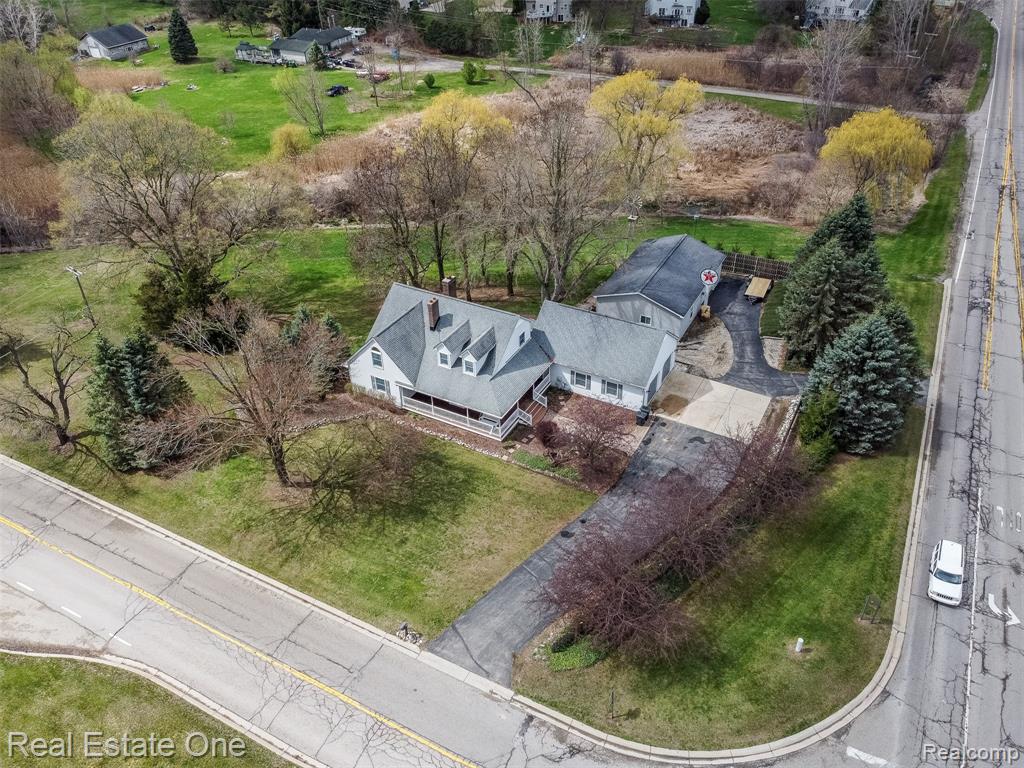 11030 Marshall Road, South Lyon, MI 48178 — Photo 3